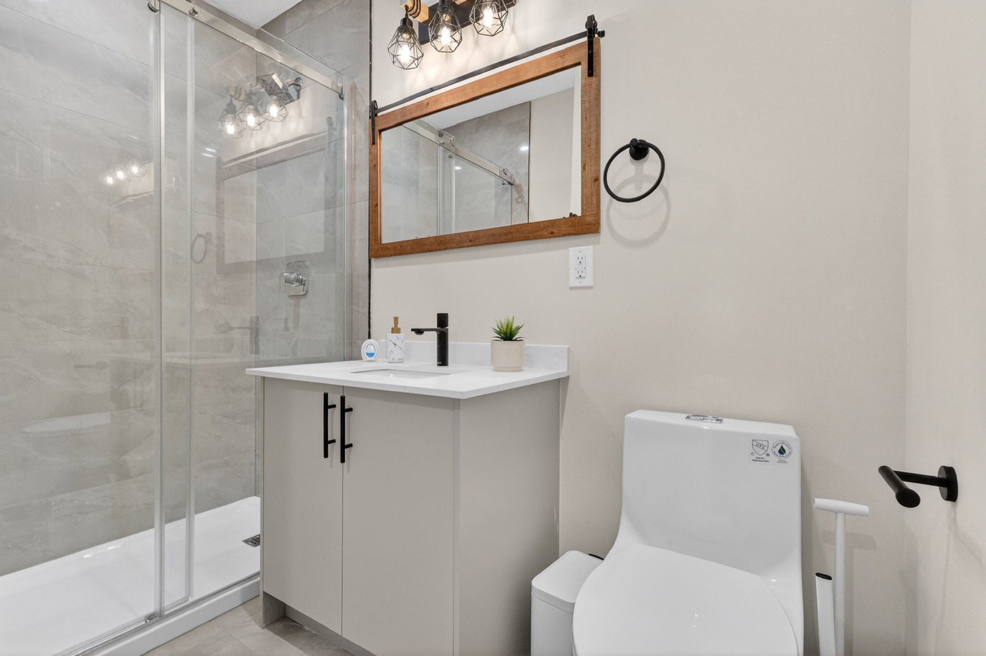 Bathroom 4